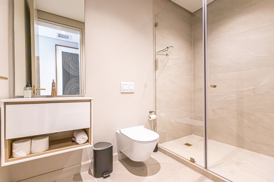 To Let 4 Bedroom Property for Rent in Fresnaye Western Cape